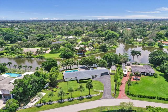 10880 Sw 25th Street, Davie