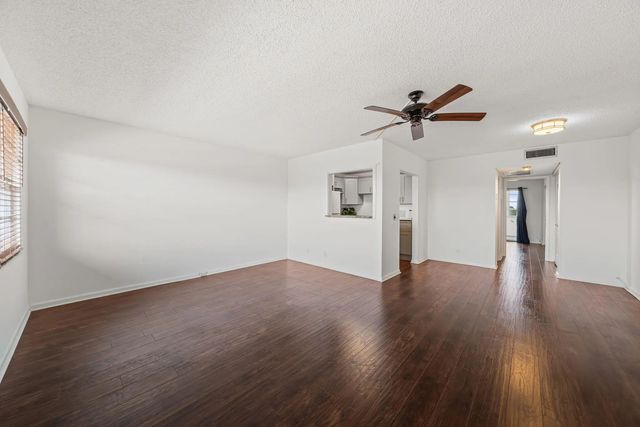 2 of 29 - 413 Southampton A, West Palm Beach, FL