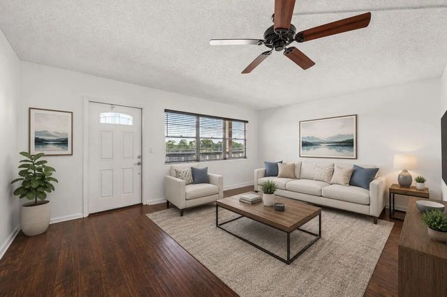 3 of 29 - 413 Southampton A, West Palm Beach, FL
