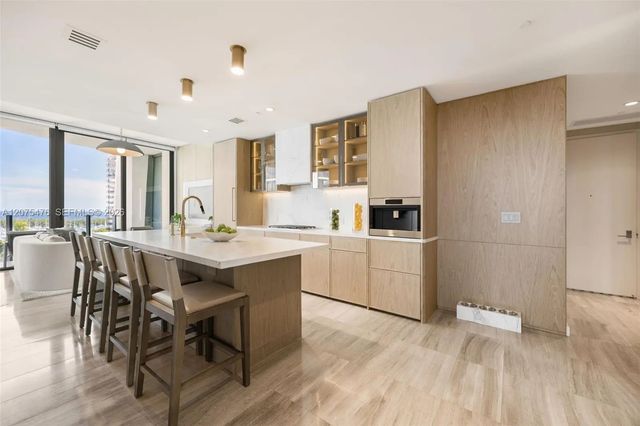 2831 S Bayshore Drive #804, Coconut Grove