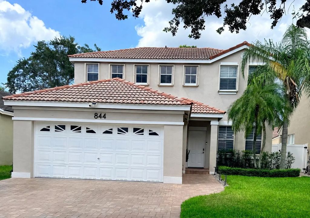 844 Falling Water Road, Weston