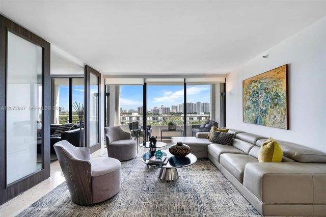 2 of 33 - 20225 Ne 34th Court #1119, Aventura, FL