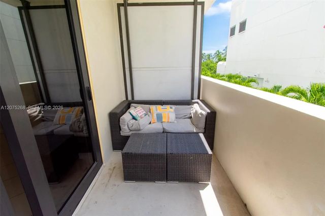 5 of 41 - 1623 Collins Avenue #312, Miami Beach, FL