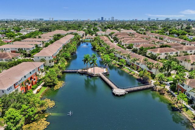 2 of 48 - 612 Sw 3rd Avenue, Pompano Beach, FL