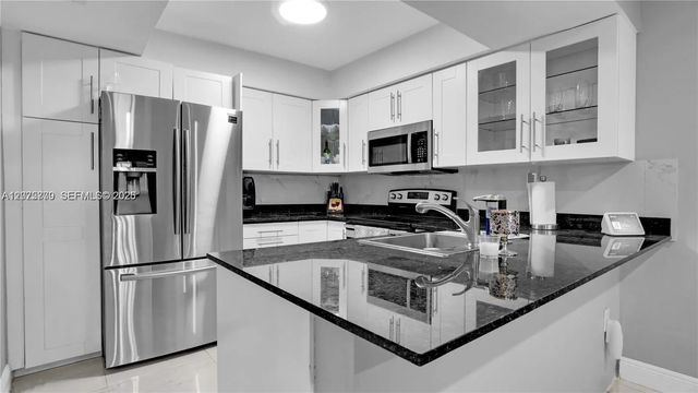 5 of 16 - 7025 W 3rd Court, Hialeah, FL