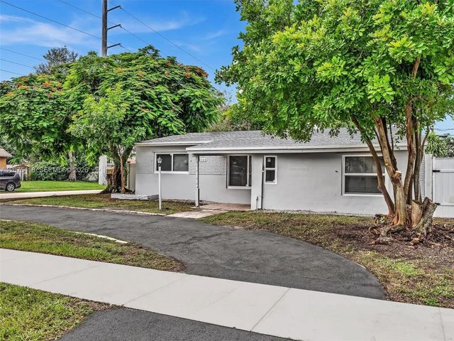 3 of 36 - 6800 Raleigh Street, Hollywood, FL