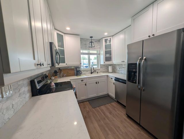 2 of 66 - 2671 Emory Drive E #b, West Palm Beach, FL