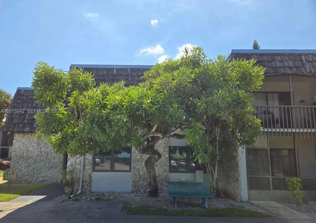 3105 Oakland Shores Drive #j101, Oakland Park