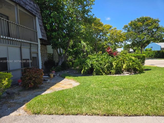 3 of 11 - 3105 Oakland Shores Drive #j101, Oakland Park, FL