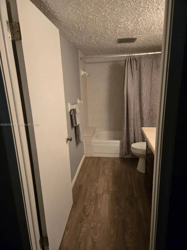 5 of 11 - 3105 Oakland Shores Drive #j101, Oakland Park, FL