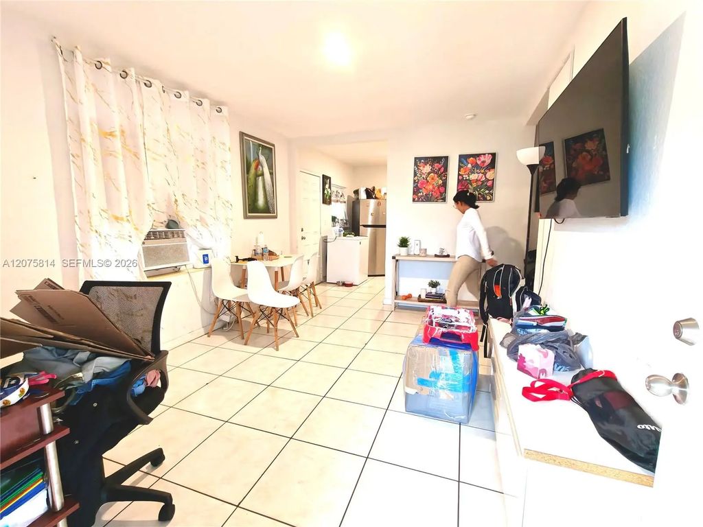 1201 Nw 51st Street #1201, Miami