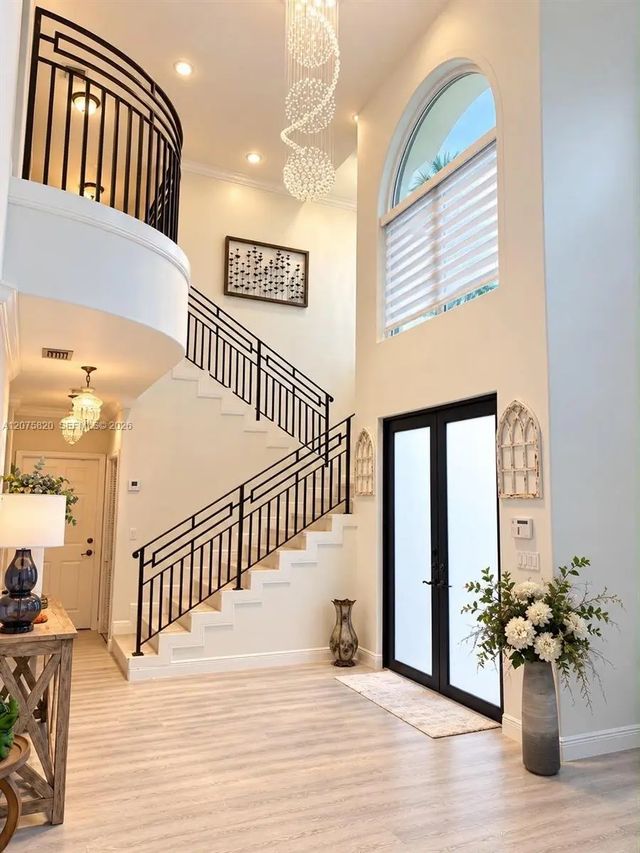 12071 Sw 1st Street, Miami