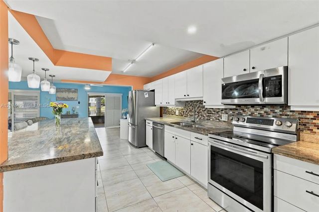 3 of 53 - 958 Mockingbird Lane #513, Plantation, FL