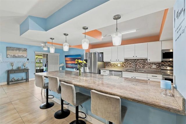 4 of 53 - 958 Mockingbird Lane #513, Plantation, FL