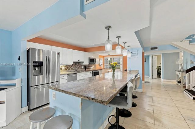 5 of 53 - 958 Mockingbird Lane #513, Plantation, FL