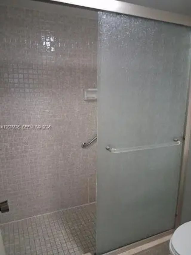 5 of 14 - 900 St Charles Place #ph5, Pembroke Pines, FL