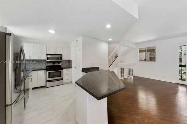 2 of 44 - 1401 Ne 9th Street #26, Fort Lauderdale, FL