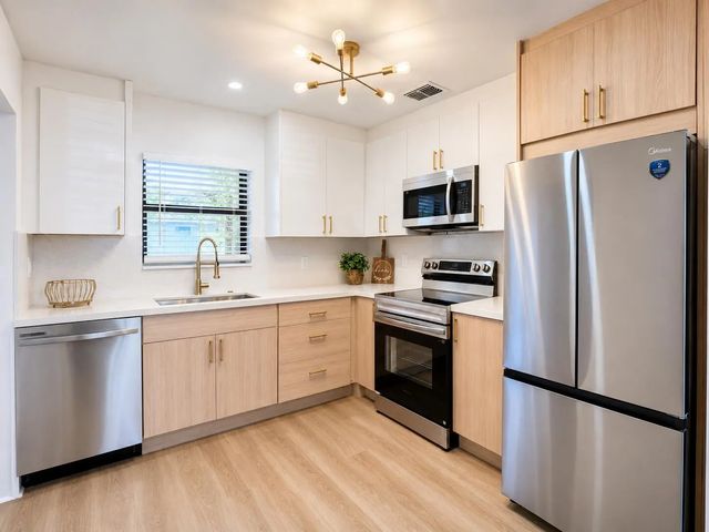 3 of 10 - 1673 Ne 31st Street, Pompano Beach, FL