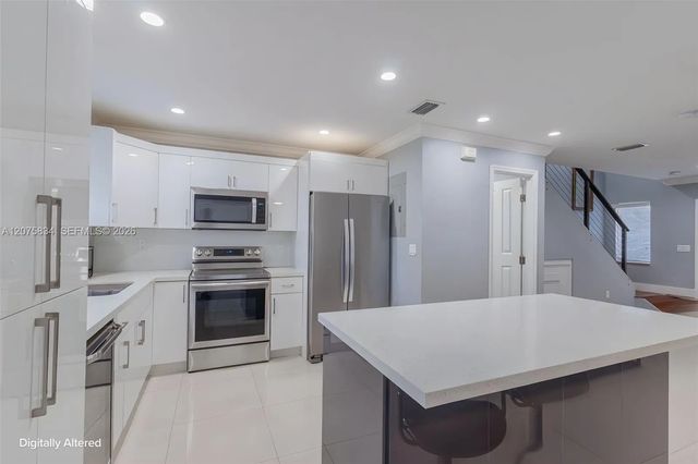 9425 Nw 114th Lane #3, Hialeah Gardens