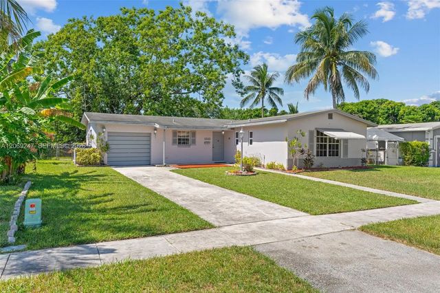 3 of 37 - 6840 Sw 10th Court, North Lauderdale, FL