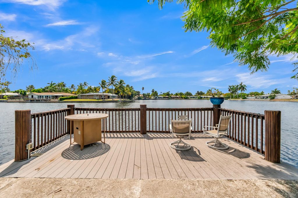 4221 Ne 16th Avenue, Oakland Park
