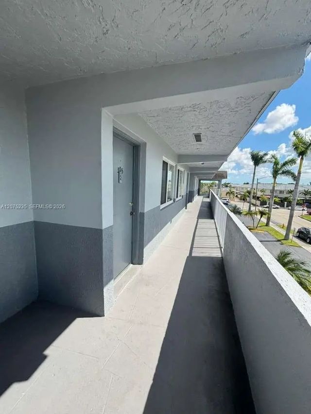 3 of 10 - 11005 Sw 1st Street #302, Sweetwater, FL
