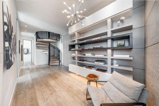 4 of 35 - 1300 S Miami Avenue #uph4, Miami, FL