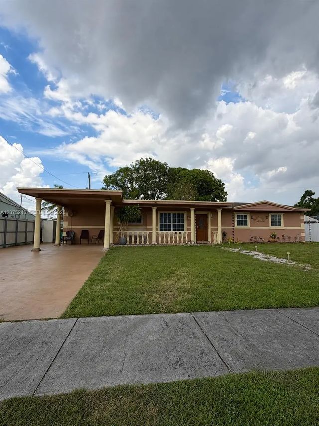 4441 Nw 173rd Drive, Miami Gardens