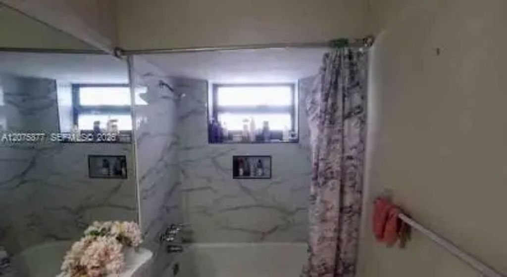 6240 Sw 8th Street, North Lauderdale