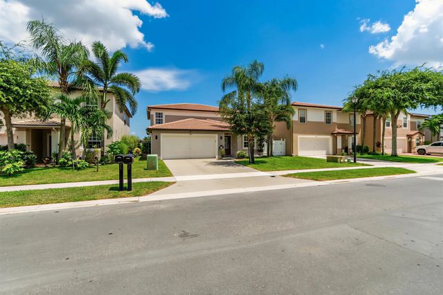 5 of 60 - 6642 Rainwood Cove Lane, Lake Worth, FL