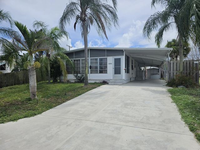 3 of 39 - 8392 Se Skylark Avenue, Hobe Sound, FL