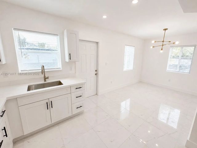 3 of 28 - 1800 Ne 154th Street, North Miami Beach, FL