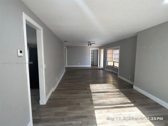 3 of 14 - 9401 Nw 20th Street, Pembroke Pines, FL