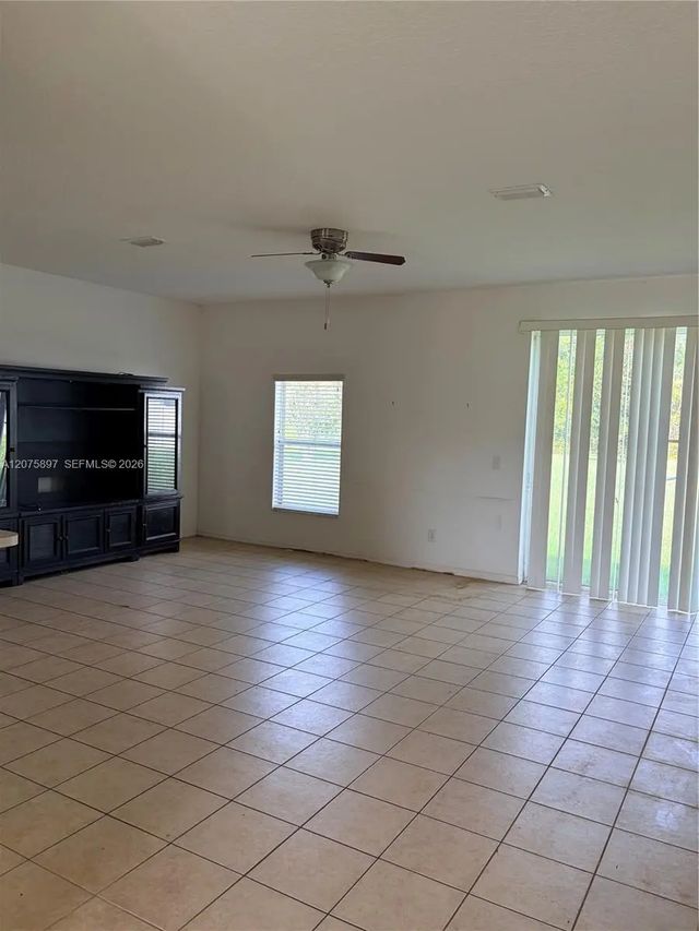 4 of 24 - 79 Wheatfield Drive, Palm Coast, FL