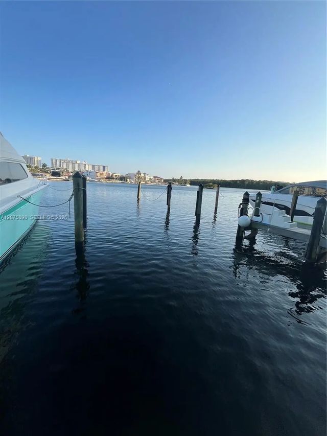 3 of 3 - 400 Sunny Isles Boulevard, Sunny Isles Beach, FL