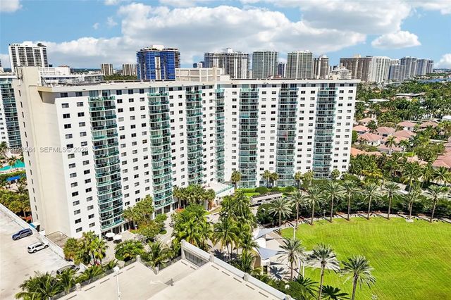 3 of 39 - 19370 Collins Avenue #1120, Sunny Isles Beach, FL