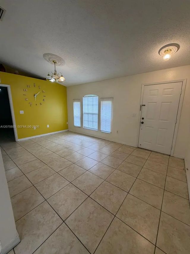 3 of 20 - 653 Bluebill Court, Poinciana, FL