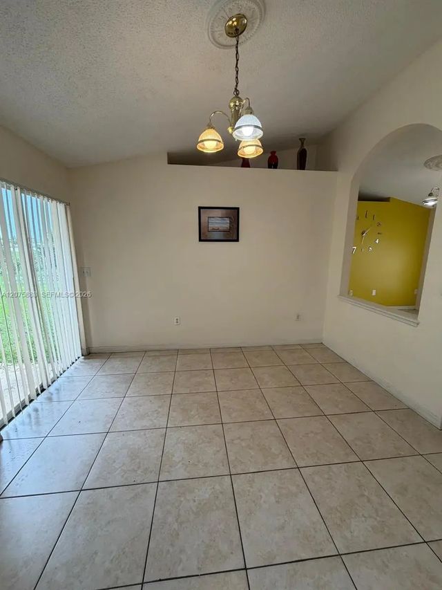 4 of 20 - 653 Bluebill Court, Poinciana, FL