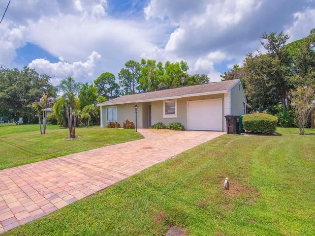 509 Se Faith Terrace, Port St. Lucie