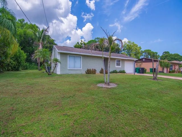5 of 39 - 509 Se Faith Terrace, Port St. Lucie, FL