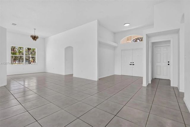 5 of 72 - 2342 Nw 184th Terrace, Pembroke Pines, FL