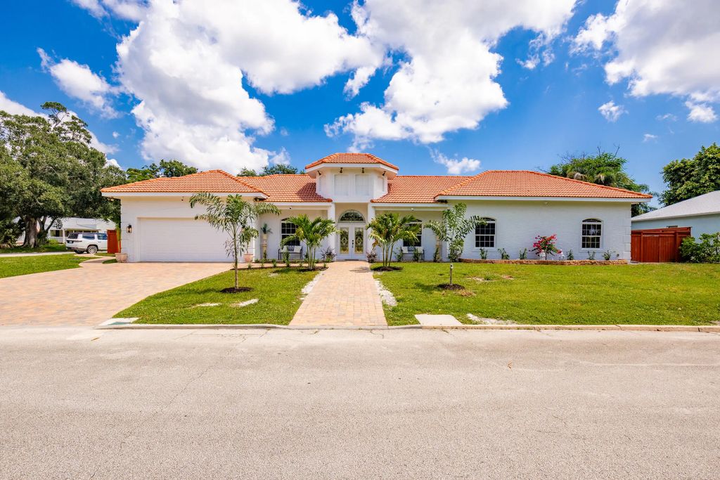 2206 Avilla Avenue, Vero Beach