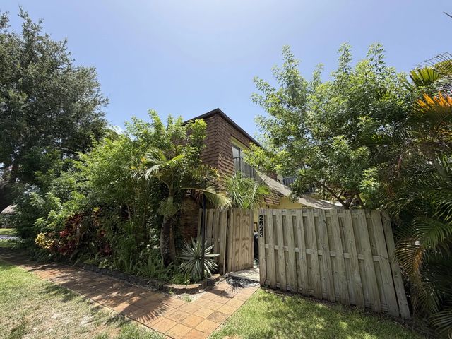 2 of 37 - 2623 Se 5th Circle, Boynton Beach, FL