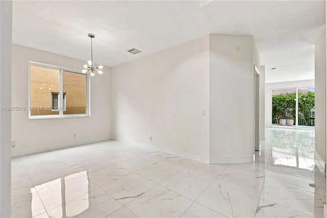 5 of 31 - 445 Conservation Drive, Weston, FL