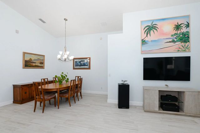 4 of 43 - 1039 Se Westminster Place, Stuart, FL