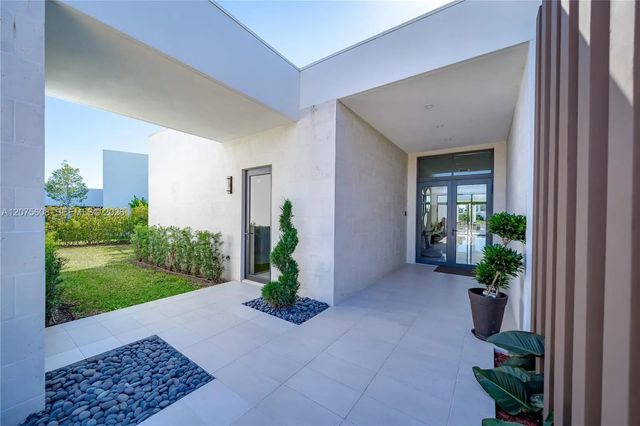 4 of 70 - 16600 Sunset Way, Weston, FL
