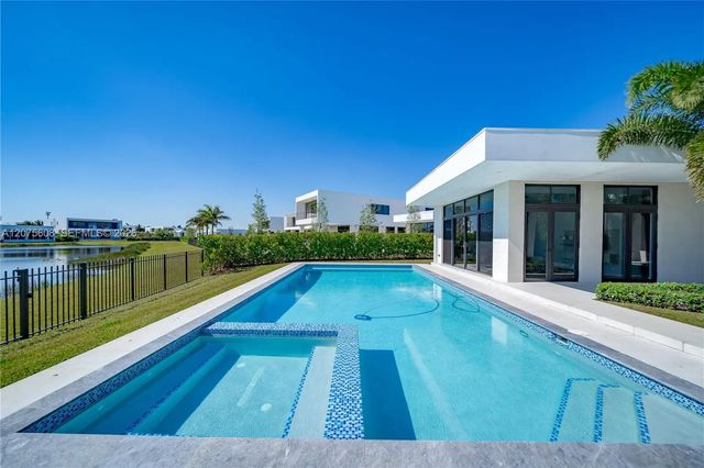 5 of 70 - 16600 Sunset Way, Weston, FL