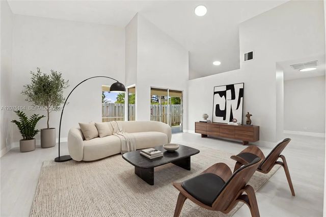 3 of 52 - 1181 Sw 108th Terrace, Davie, FL