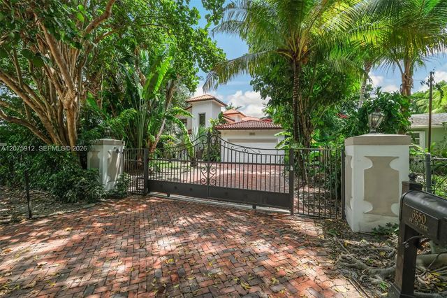 2 of 63 - 6550 Sw 75th Terrace, South Miami, FL