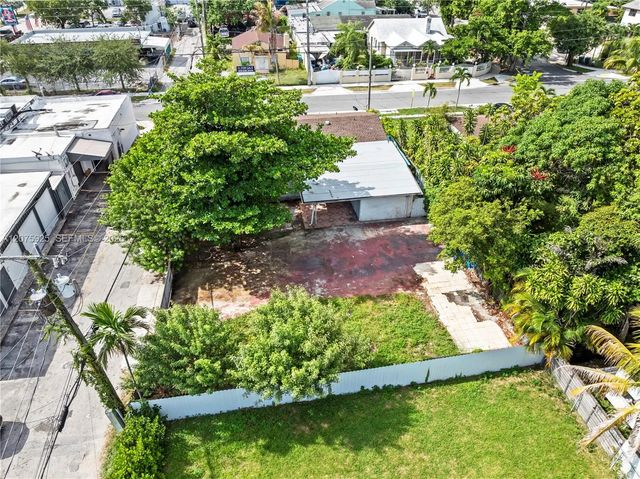 5 of 19 - 2723 Nw 3rd Street, Miami, FL